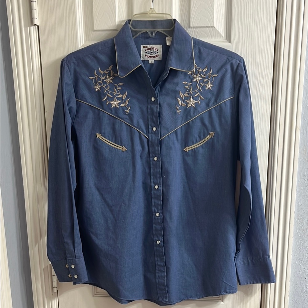 Embroidered Western Long Sleeve Shirt